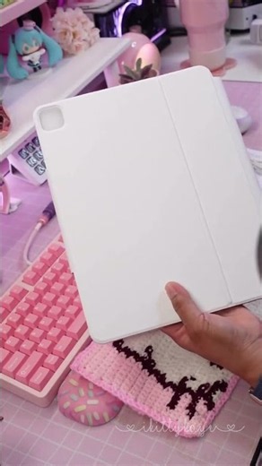 🌸 Typecase Edge Magic Keyboard 🌸 POV: your iPad setup just became my whole personality