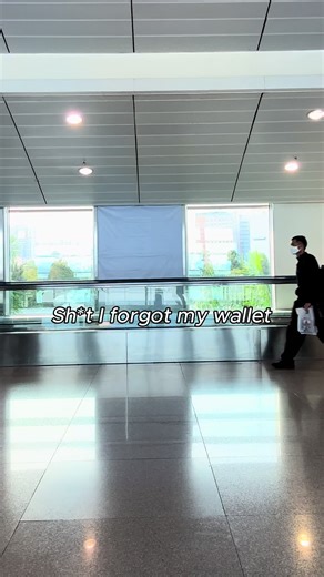 It's a great wallet 🤣