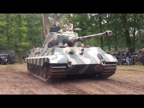 Militracks 2018 Working Tiger II King Tiger panzer, Panzer VI Ausf.B - Engine start up and drive