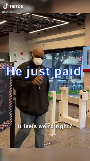 Amazon is opening hundreds of #AmazonFresh and #AmazonGo stores.