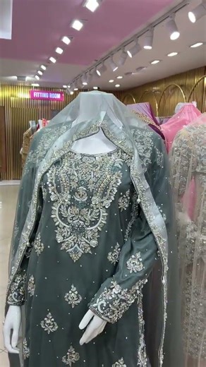 so beautiful dress #beautiful #dressess #dress#wedding #fashion #ytshorts #viral #shorts #viralvideo