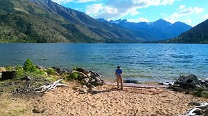 Here's a nice road trip south of Reno to Bridgeport, CA and Twin Lakes. There's the upper and lower lakes with amazing views. Check out the Twin Lakes Resort for cabins and boat rentals and say hi to Misty. Also the upper Twin Lakes you'll find Annett's Mono Village and Friends of Mono Village. Enjoy the views from this summer. Adventures With Jeff Martinez | Adventures With Jeff Martinez