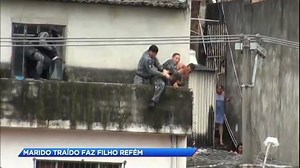 4.8M views · 3.5K reactions | Homem traído faz o próprio filho refém em Franco da Rocha (SP). A criança foi levada ao hospital e passa bem e o homem será indiciado pelos crimes de tentativa de homicídio, resistência e sequestro em cárcere privado #CidadeAlerta #RecordTV • Acompanhe a programação da Record TV e não perca seu programa favorito. Acesse r7.com/programacao • Novidades sobre as nossas atrações? Você encontra em r7.com/recordtv. Confira! | Cidade Alerta | Facebook