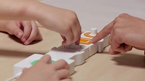Google's Project Bloks Teaches Kids to Code