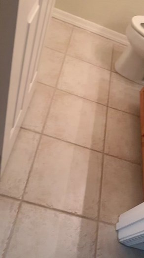 How to remove a builder grade mirror. #diy #MakeItGucci #homeimprovement #bathroommakeover