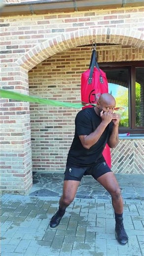 He becomes the king of evasion. #martialarts #shortsyoutube
