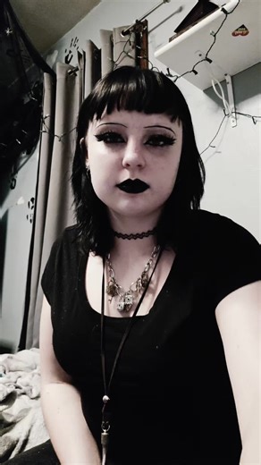 The goth girl🖤🥀⛓️🌙 (@catlovers4729)’s videos with original sound - HBO Max