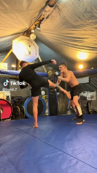 Learn the X Block-Sweep Technique for MMA and UFC