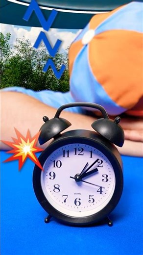 WAKE UP BLIPPI ⏰🥱! You don't want to miss your Field Trip!