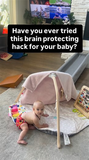 ✨🧠Why we block the screen for our baby✨🧠 Early childhood is a critical window for brain development — and screens don’t help in the way toys, play, and face-to-face interaction do. Here’s what the research shows: 📌 Developmental delays: A JAMA Pediatrics study found that screen time at age 1 was linked to delays in communication and problem-solving at ages 2 and 4. 📌 Cognitive effects: Excess early screen exposure has been associated with lower cognitive abilities later in childhood. 📌 Guid