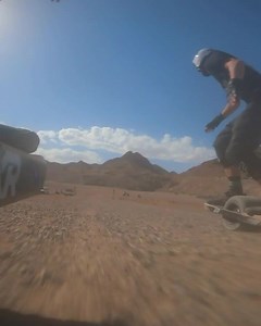 If you ever wondered what it feels like to race Onewheels, this is about as close as you can get. 😳Full POV up on our YouTube! Link in bio 👆 ————— #Onewheel #ORL #RFTR | Onewheel