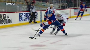 WATCH: Game highlights from the Islanders' 4-3 win over the Capitals at Barclays Center. | New York Islanders