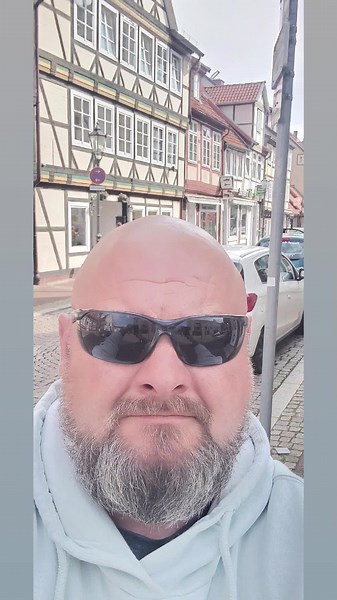 Piotr Wojnowski148 (@bialutki11)’s videos with I Get By - Everlast