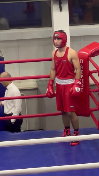 Boxing Sparring Match in Red and Blue Gear