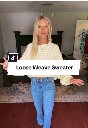 This loose weave sweater is oversized without being a parachute. Just right and so cozy! #sweater #oversizedsweater #fallsweaters #sweaterweather #falloutfits