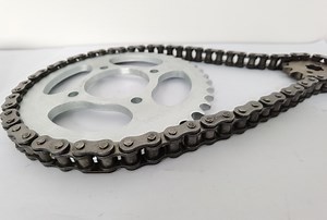 [Hot Item] Motorcycle Transmission Drive Roller Conveyor Simplex Chain 428h Spare Parts