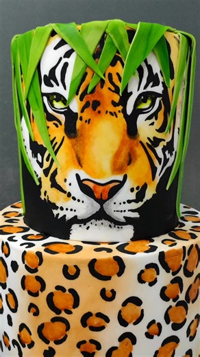 Tiger Painting on Cake - Creative Cake Decorating Ideas