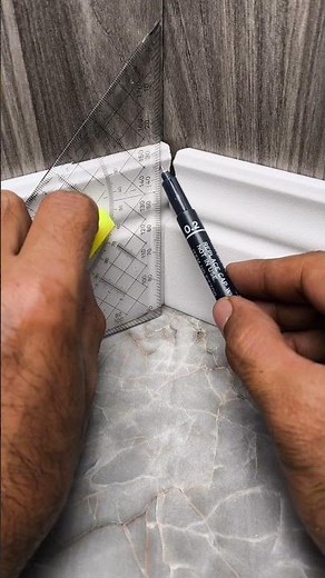 Easy Trick to Fit Baseboards on Out-of-Square Inside Corners #Woodworking #Baseboard #TrimCarpentry