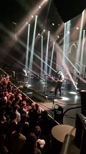 Slowdive live @ TivoliVredenburg, Utrecht, Netherlands 2025.03.31