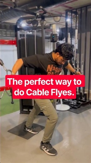 The perfect way to do cable Flyes. #fitness #motivation #workout #chest