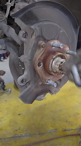 wheel stud installation guide #automotive #diy #mechanic #tireshop #tireservice #tireservicetech #ev #attentiontodetail #tirereplacement #lamborghini #urus #wheels #carlovers | Ecomotion Ai