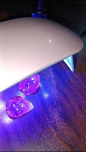 real rose patals earrings ♥️ #resinartwork #resinjewelry #diyearrings