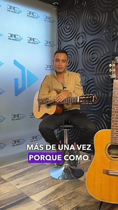Usted me va a enloquecer Alexander! Esas eran las palabras que mas recuerdo de lo poco que viví mi niñez en la casa de mi mamá… y es que luego de tantos años, tantos errores y tantas locuras hoy decido pedirle perdón a mi mamá por tantas lágrimas que le hice derramar, tantas noches sin dormir sin saber yo donde estaba… a la final puedo decir que todo valió la pena porque gracias a ustedes pude darle una casa a mi madre y pude compensar tantos errores que cometí. Los invito a que escuchen MAMÁ PE