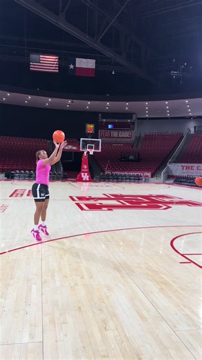 Sophomore guard Shun Anumele working on her shooting touch. #houston #womensbasketball #fypシ #basketballtraining #ncaa