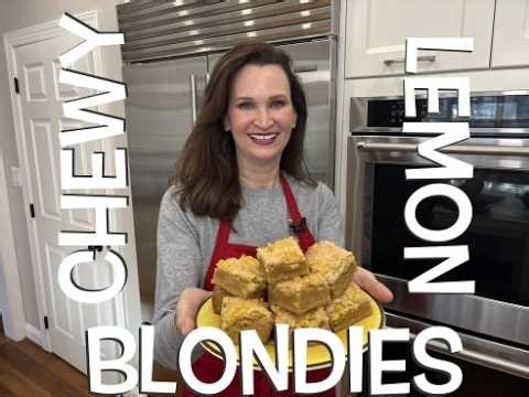 Lemon Blondies! All The Chewiness Of A Blondie With A Lot Of Lemon Zest Squeezed Into It. So Good!