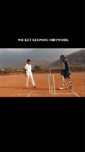 Learn Wicket Keeping Footwork in 1 Minute ⏱️ Footwork Drills for Beginners🏏 | Step by Step Guide
