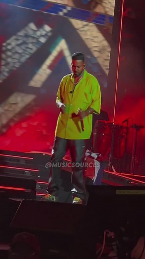 Aventura y Romeo Santos: Son las Cinco de la Mañana