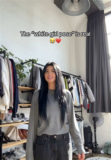 Understanding the White Girl Pose Phenomenon