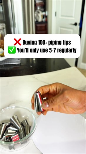 Essential Tools for Beginner Cake Decorators