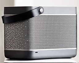 Bang & Olufsen Beolit 12: přenosný klenot (video)