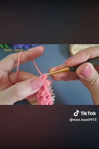 Cute and Easy Crochet Mini Purse Tutorial