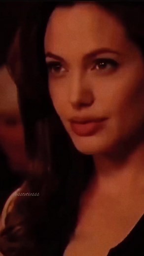 Discover the Beauty Secrets of Angelina Jolie