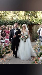 5.4K views · 162 reactions | ❤️First look with bride and groom❤️ #louisianaweddingvideographer #neworleansweddingvideographer #batonrougeweddingvideographer #firstlookwedding #emotionalweddingmoments | Heartbeat Films | Facebook