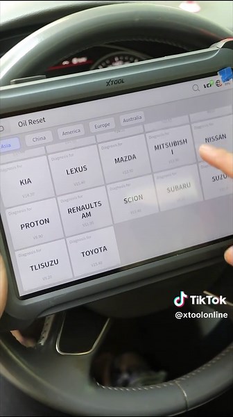 XTOOL IP919: Advanced Car Diagnostics Tool