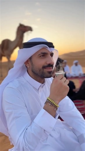 KaysarDadour on Instagram‎: "Meu ritual: café árabe, deserto e música nova no ar. ☕️🐪🔥#arabiccoffee #القهوة_العربية . . #kaysar #viral #قهوة #قهوة_عربية #musica #اكسبلور_فولو #اكسبلور"‎