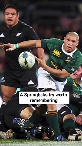 Who remembers this incredible individual moment of brilliance by Ricky Januarie back in 2008? One of the great Springbok tries against the All Blacks. #R365 #rugby #sports #rugbyunion #NZLvRSA | Rugby365