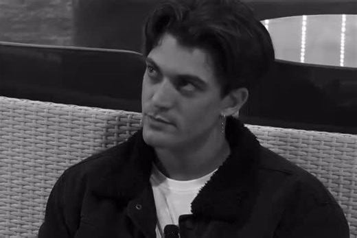 occh1ch3parl4no🫀 | copriti gli occhi che ti si vede il cuore🫀 @ilfumatteopepe @anitamazzotta #anitamazzotta #matteojonaspepe #jonita #gf #anima | Instagram