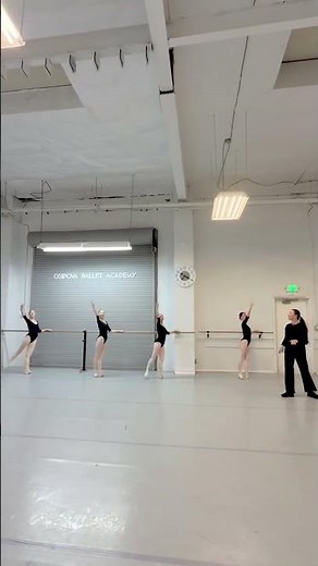 How we dance Battement Tendu Jetes Combination at the Barre