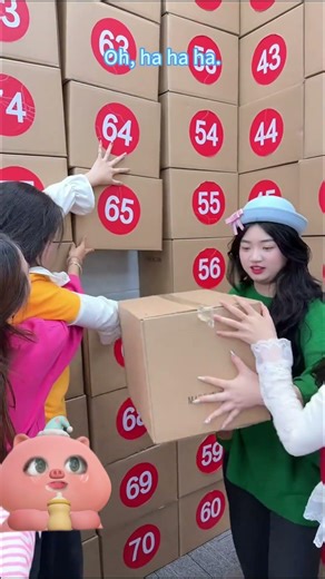 Gold Bracelet Blind Box #Funny #OfficeGame #Commentary