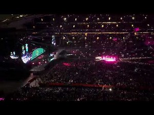 Coldplay - “Something Just Like This” (Live at Accor Stadium, Sydney 2024)