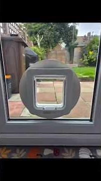 Catflap installation and step by step guide to toe and heel #catflap #cat #locksmith #glass #uk