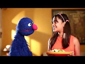 Grover Learns the Secret of Fresh and Healthy Food!