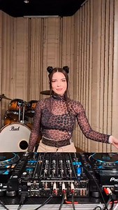 Bam bam 💥 [ Drum & bass Hugel Bootleg Mashup Dnb Live mix DJ ] #mashup #drumnbass #bootleg #reelitfeelit | Teri Miko
