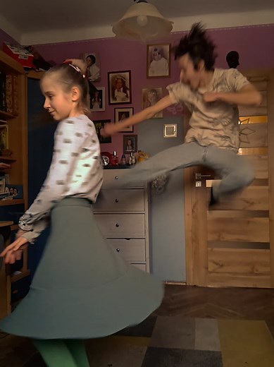 Dance Challenge with Siblings to Starships