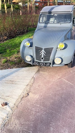 2cv az