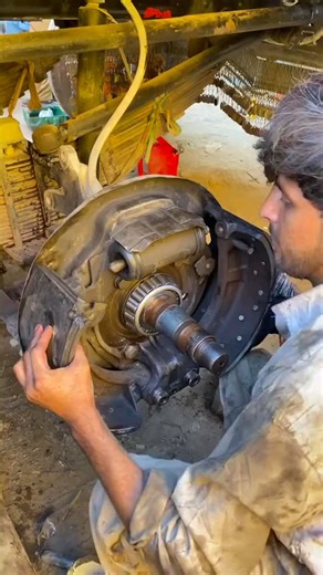 Installing the brake spring the easy way . Truck brake pads are essential for safe braking, composed of friction materials, backing plates, shims, wear indicators, and sometimes adhesives. Their proper function is vital for vehicle safety and performance, especially given the weight and size of trucks. Regular inspection and maintenance of brake pads can enhance safety and extend their lifespan. Welcome to Premium parts & services, Our Truck & Trailers Spare Parts Store. Located in Dar es Salaam